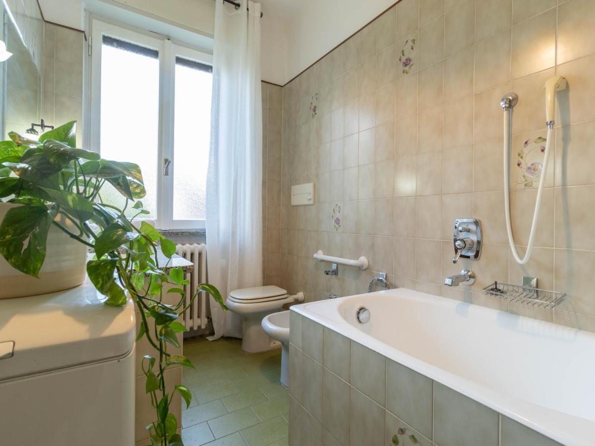 Mamma Ciccia Holiday Home - Mountains & Lake Манделло-дель-Ларіо Екстер'єр фото