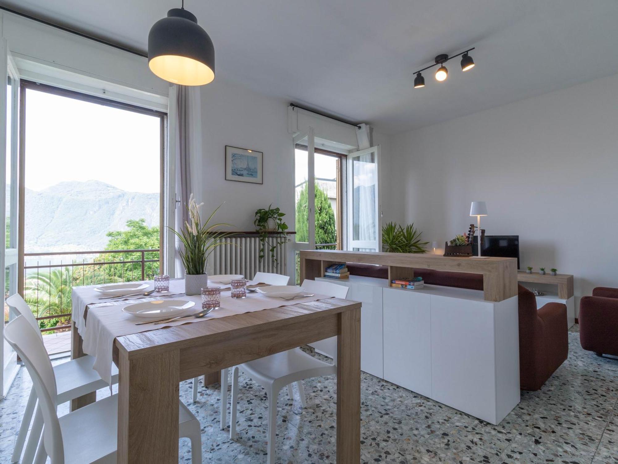Mamma Ciccia Holiday Home - Mountains & Lake Манделло-дель-Ларіо Екстер'єр фото
